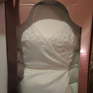 Beautiful off-white wedding dress